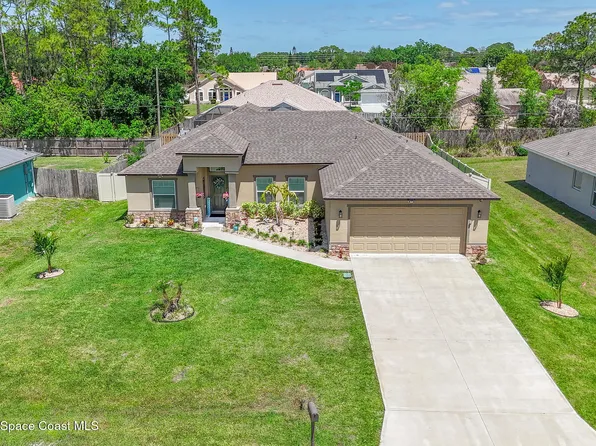 1771 Monrovia St NW, Palm Bay, FL 32907