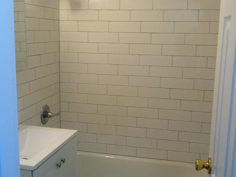208 Undercliff Ave #B — Photo 11