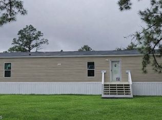 566 Avenida Del Sur Ave, Clewiston, FL 33440
