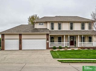 15909 Manderson St, Omaha, NE 68116