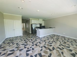 501 E Davis St APT 2, Conroe, TX 77301