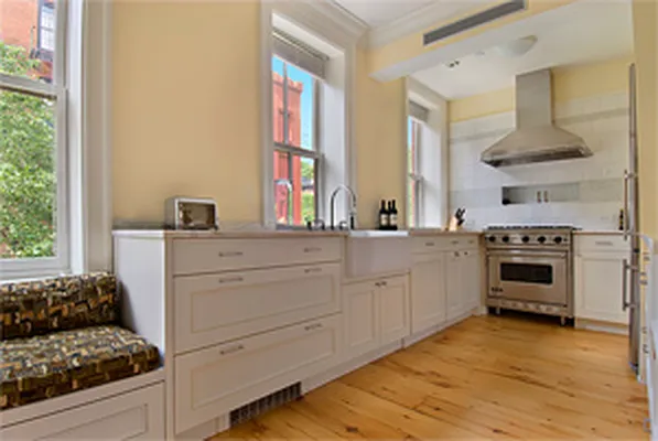 Rented by Corcoran | media 7