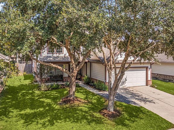 3rd image of 19339 Camellia Bend Cir