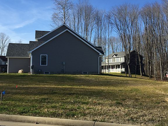 2nd image of 808 Ava Ct