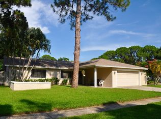 13813 Egret Ln, Clearwater, FL 33762