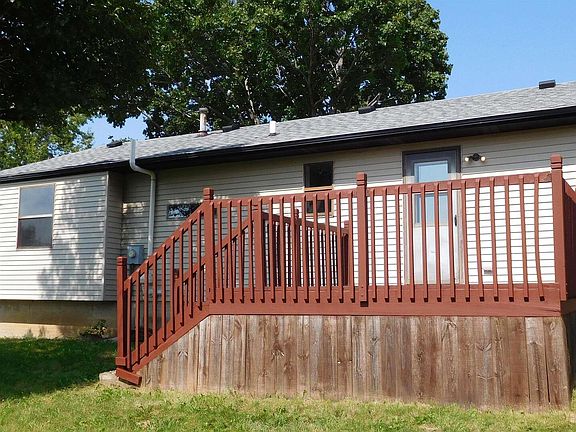 3rd image of 2625 W 55th St