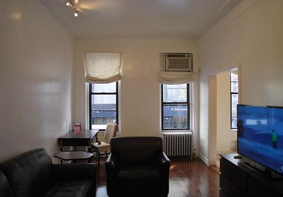 2nd image of 210 W 17th St APT 2A