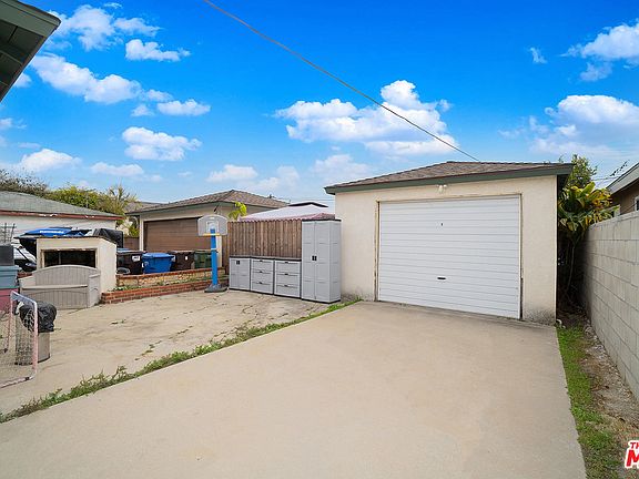 5th image of 4060 W 141st St