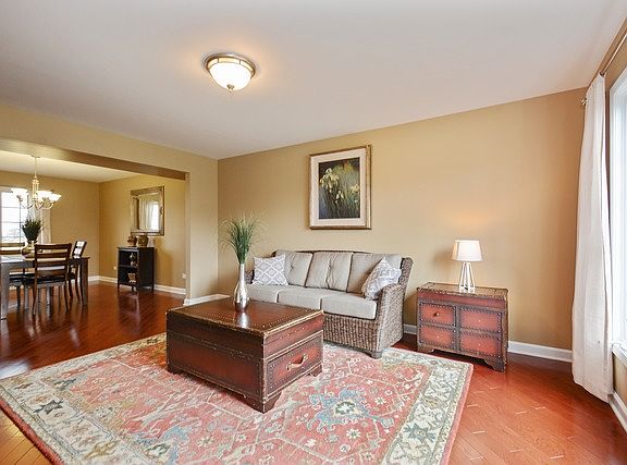 4th image of 14759 Dixon Ln