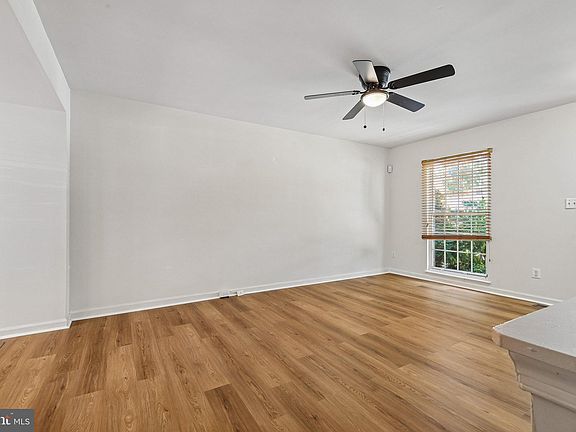 5th image of 1774 Tiger Lily Cir