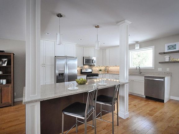 5th image of 3334 Richmond Ave