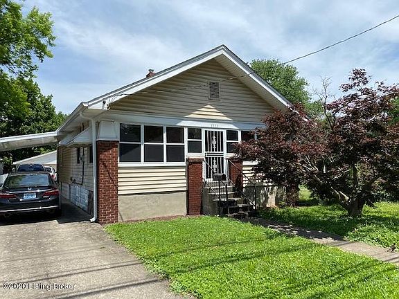 3rd image of 1111 Hess Ln