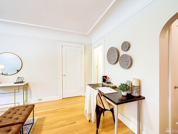 3rd image of 525 16th Ave E Unit 202