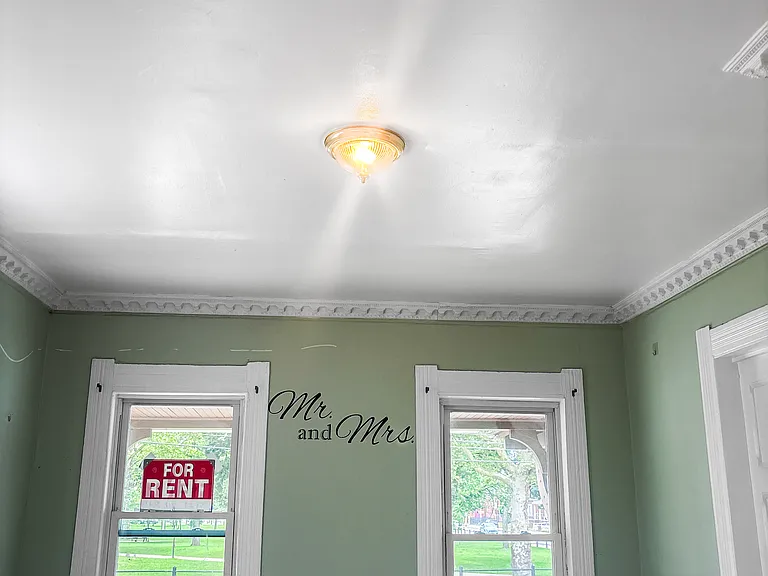630 Kossuth St #1 — Photo 28