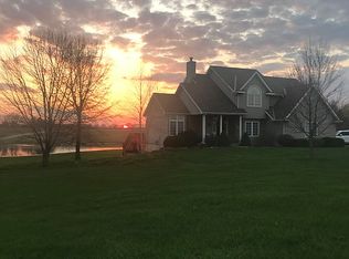 14808 Lake Pointe Ct, Liberty, MO 64068