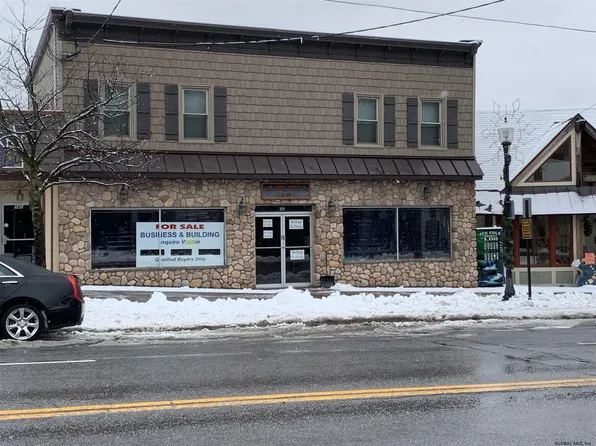 140 Canada St, Lake George, NY 12845