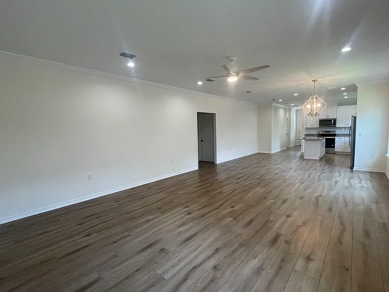 1578 Hickory St — Photo 7