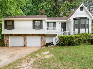 90 Edelweiss Dr, Fairburn, GA 30213