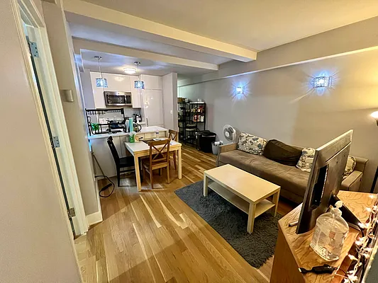 Rented by Corcoran | media 14