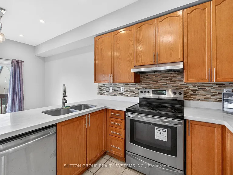 6556 Opera Glass Cres S — Photo 19