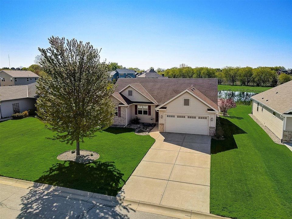 1st image of 9631 Prairie Crossing Dr
