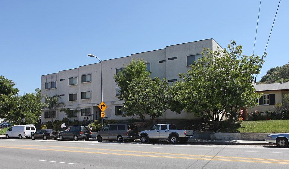 1st image of 2434 N Eastern Ave #315