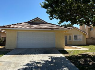 43852 Glenraven Rd, Lancaster, CA 93535