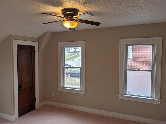 4th image of 1322 Garrison Ave