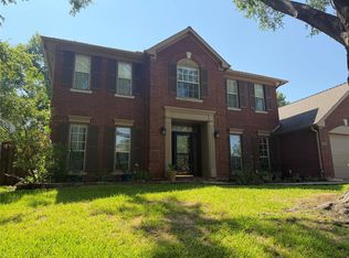1086 Woodbriar Dr, Grapevine, TX 76051