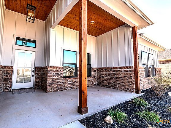 4th image of 8501 James Herrings Way