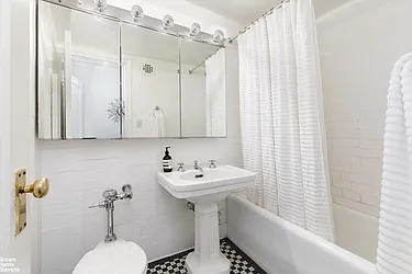 Rented by Brown Harris Stevens