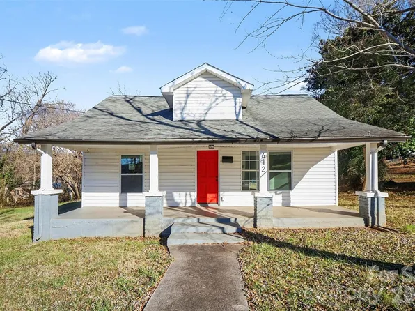 612 E East St, Newton, NC 28658