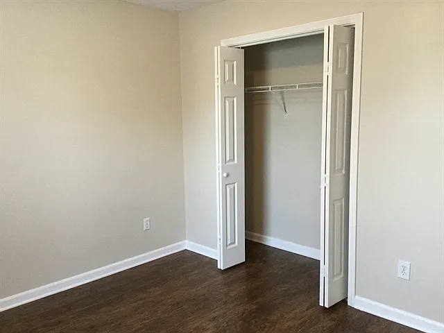 121 Luna Ln — Photo 16