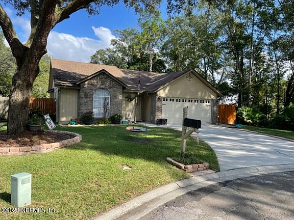 2nd image of 8551 ALDERWOOD Court