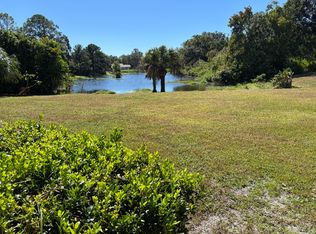 4308 Autumn Leaves Dr, Tampa, FL 33624