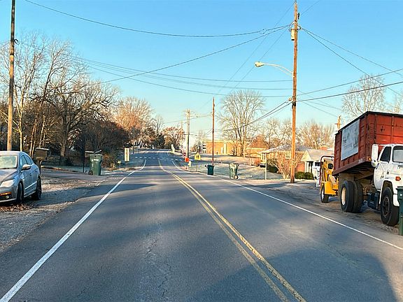 5th image of 408 Oakdale Dr