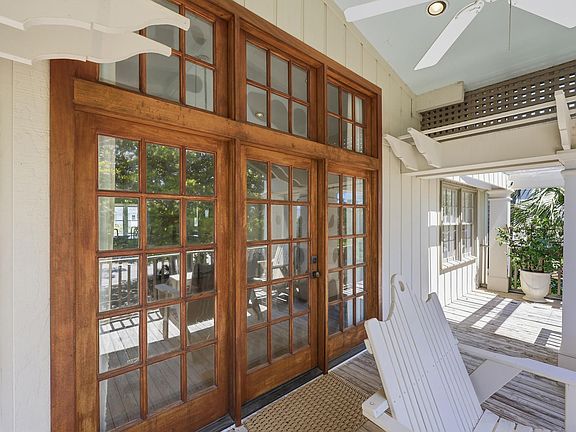 5th image of 370 Sundial Dr.