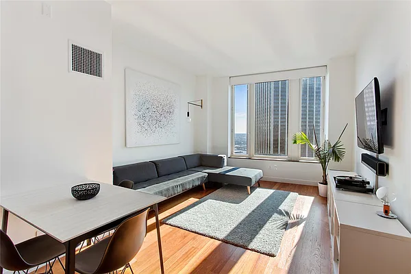 Sold by Douglas Elliman | media 15