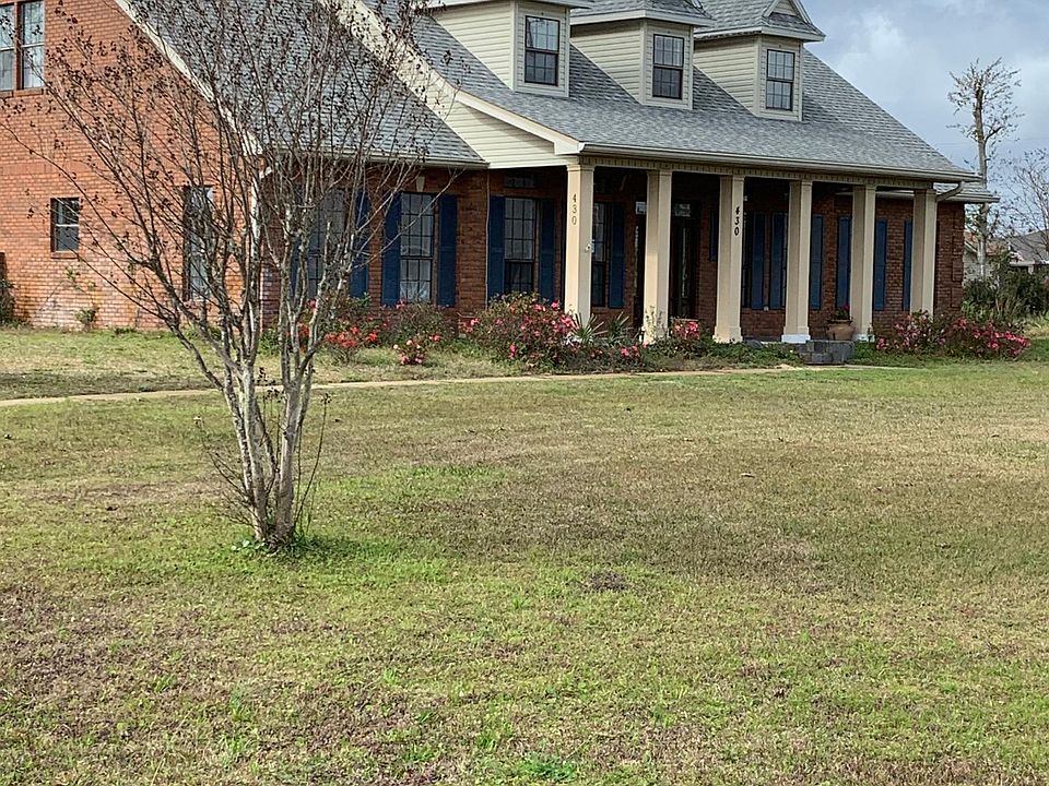 2nd image of 430 Harvard Blvd