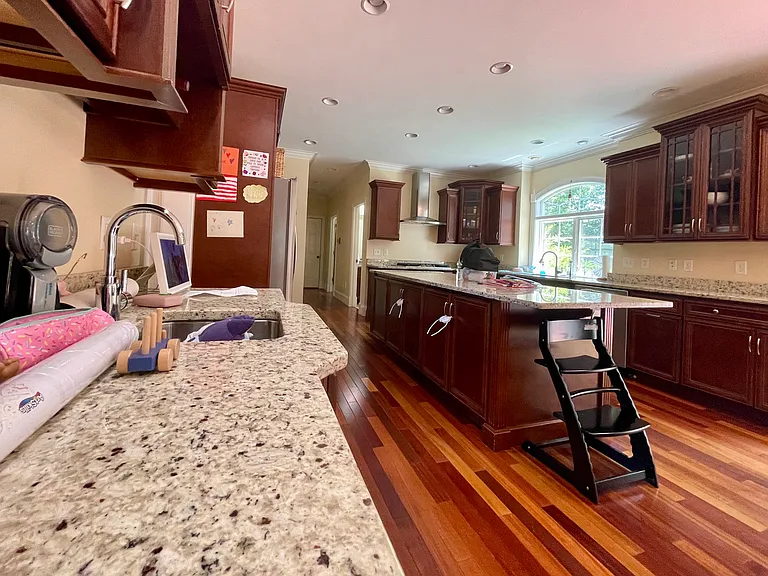 5 Beech Crest Rd — Photo 8