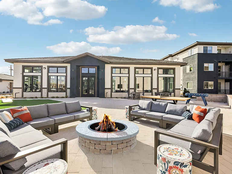Parq on Boulder — Photo 20