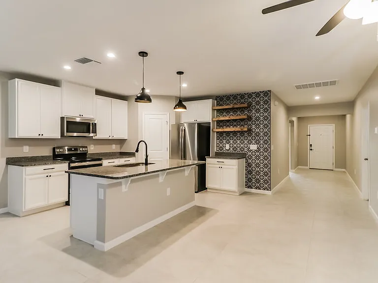 18588 Hunters Meadow Walk — Photo 5