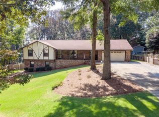 4903 Ridgeway Dr, Phenix City, AL 36867