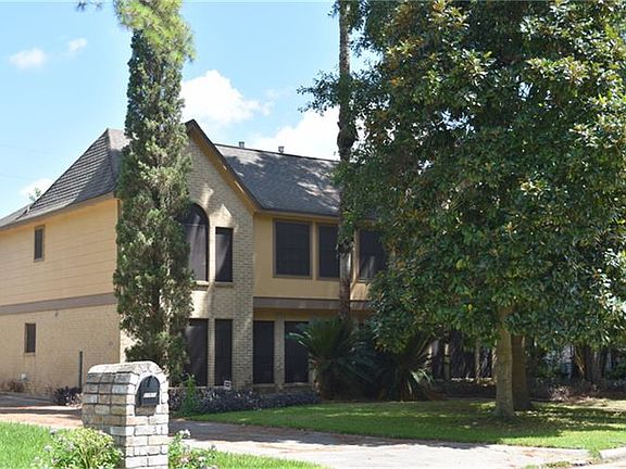 3rd image of 20906 Harvest Hill Ln