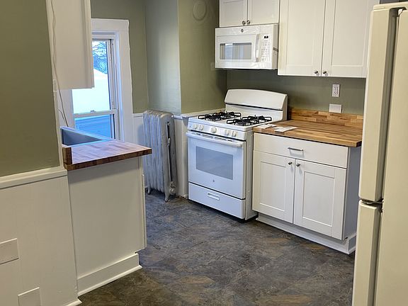 5th image of 236 South St APT 2R