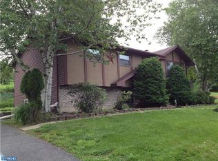 1934 Tower Rd, Mohrsville, PA 19541