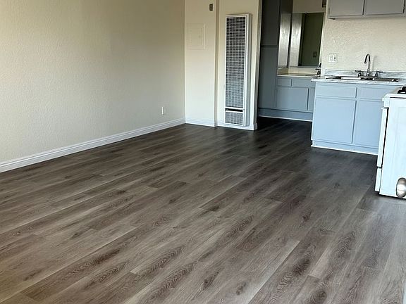2nd image of 700 S Lake St APT 209