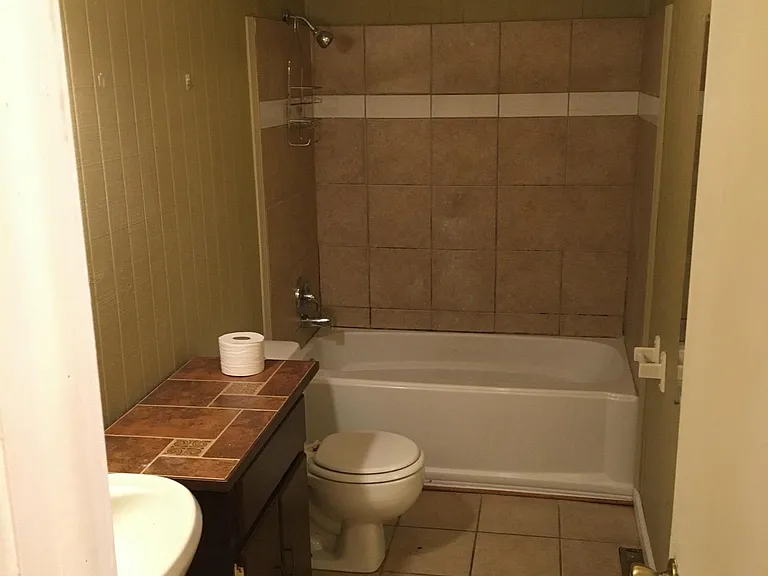 2304 W Lotus St — Photo 8