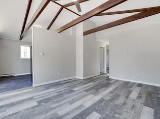 132 White Deer Rd, Milford, PA 18337