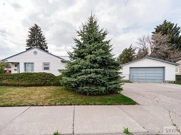 810 Cranmer Ave, Idaho Falls, ID 83401